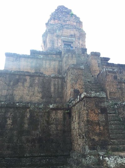 Photos of Baksei Chamkrong Temple