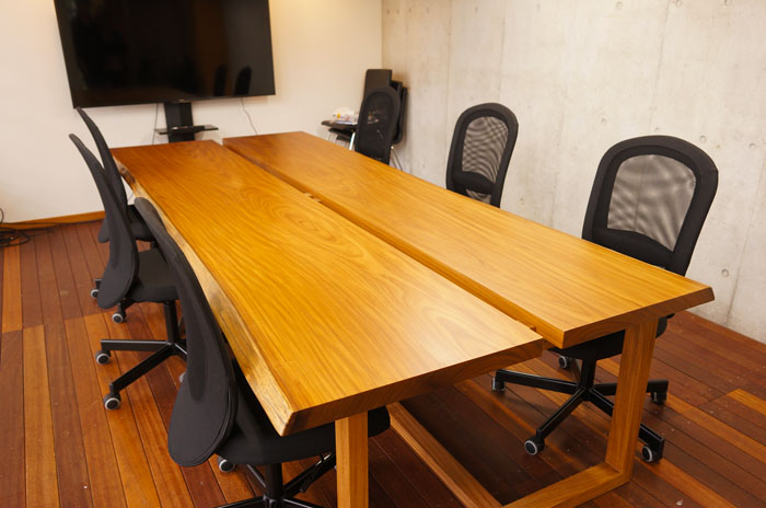 木の一枚板専門 榎本銘木店