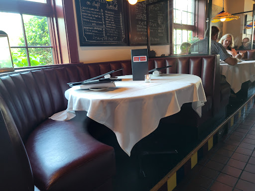 Del Mar Bar & Bistro - Thumbnail