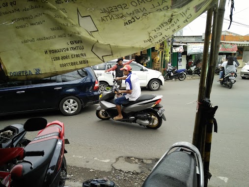 Bengkel Lentera Jaya Motor, Author: Tahroni Roni