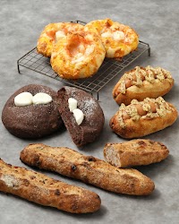 バゲットラビット 社口本店