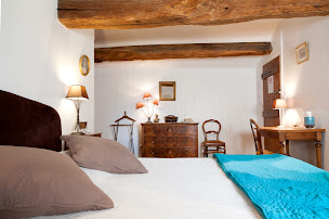 Photo n°47 de La Maison des Gardes à Cluny (Lodge)