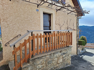 Photo n°10 de André TOMÉ Peinture à La Roche-des-Arnauds (Peintre en bâtiment)