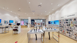 Photo n°19 de Boutique SFR Arles à Arles (Opérateur téléphonique)