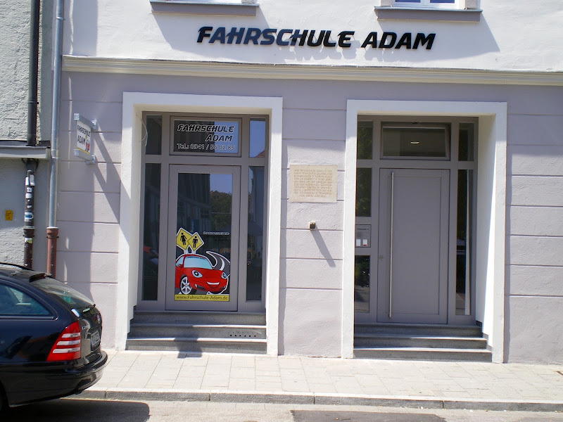 Fahrschule Adam in Regensburg und Lappersdorf