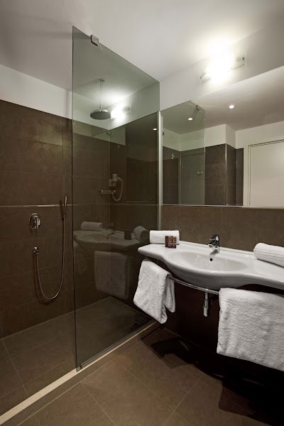 Photos of JHD Dunant Hotel