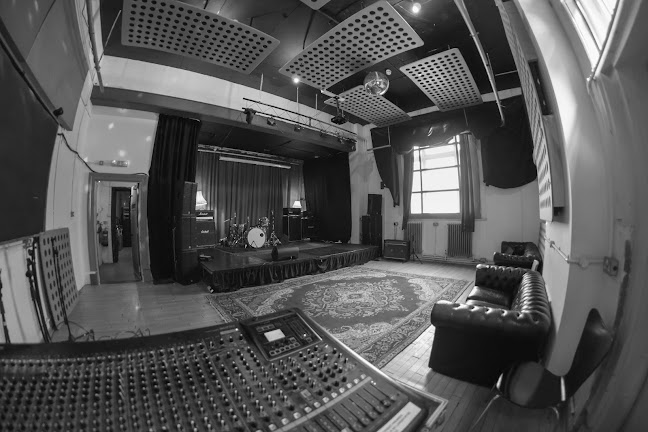 Brighton Electric Studios - Music store