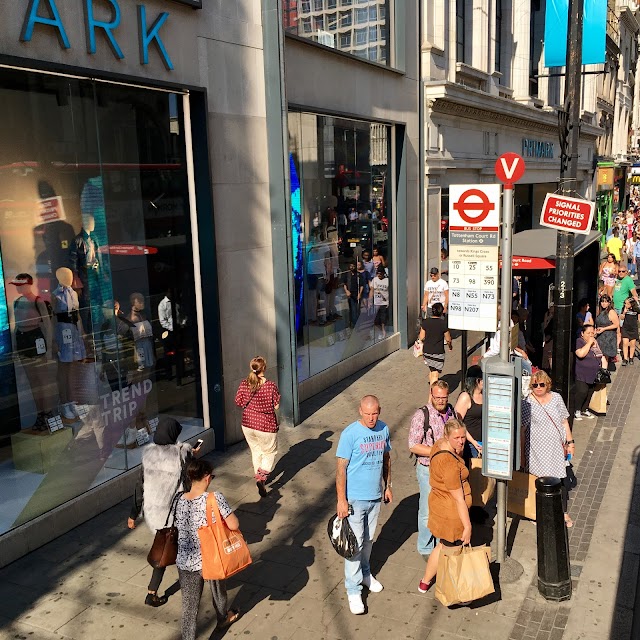 Tottenham Court Rd Station (Stop V)