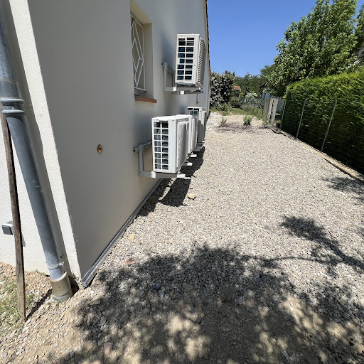 Le problème avec les infiltrations, c’est que c’est...