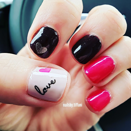 Nails By Tiffani interior view