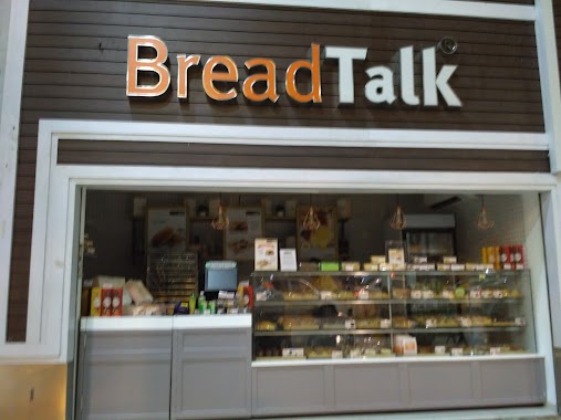 BreadTalk (Airport Hub), Author: Lisa Agatha