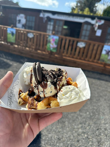 Moo's Ice Cream Bar - Thumbnail