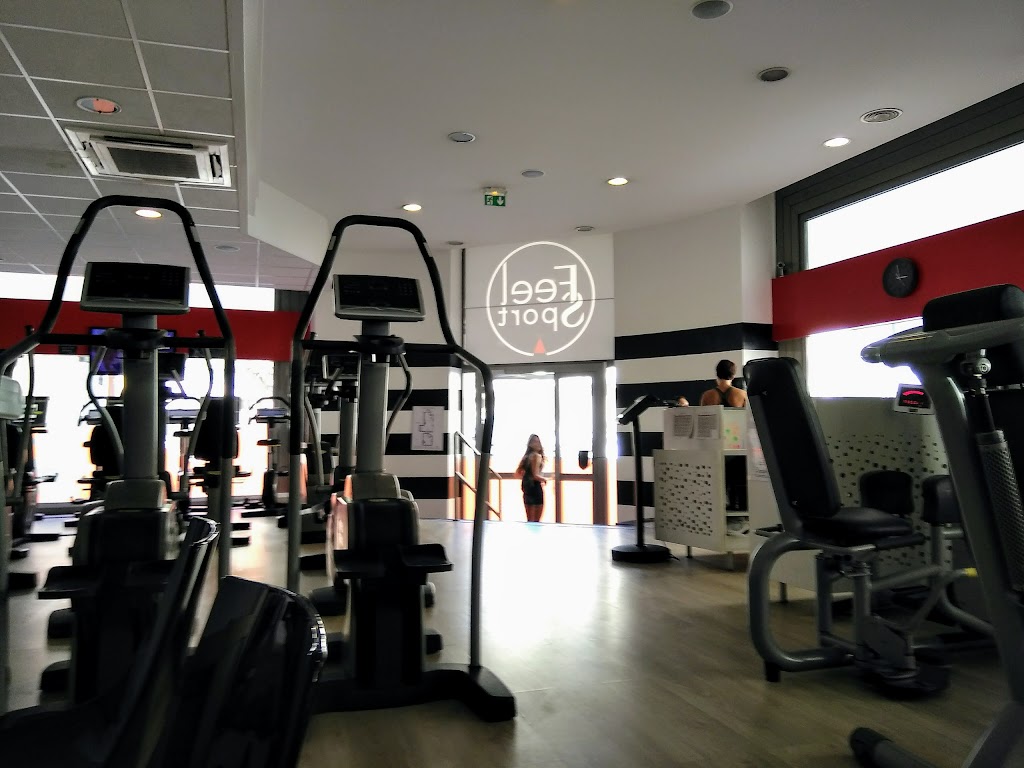 Nice sport. Оранж фитнес Краснодар. Оранж фитнес Кубанская набережная. Orange Fitness Краснодар Стахановская. Orange Fitness Краснодар Кубанонабережная.