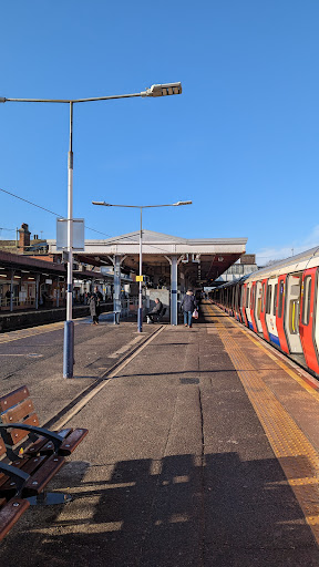 Upminster - Visual