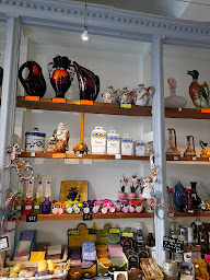 Photo n°31 de La Provence Brocante à Entrevaux (Boutique de cadeaux)