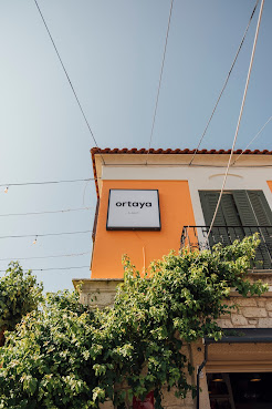 Ortaya Alaçatı by null