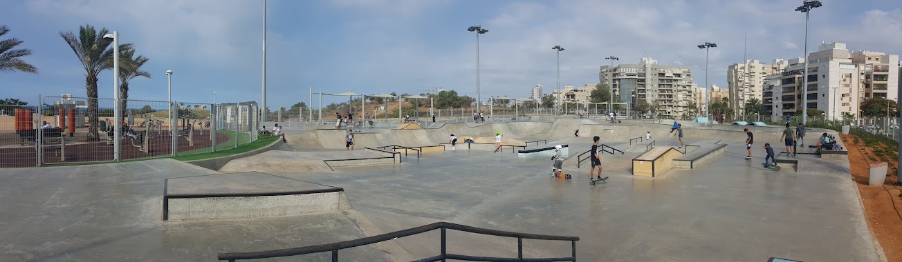 Skate Park in Ashdod Yam, Author: Koby Shamsian