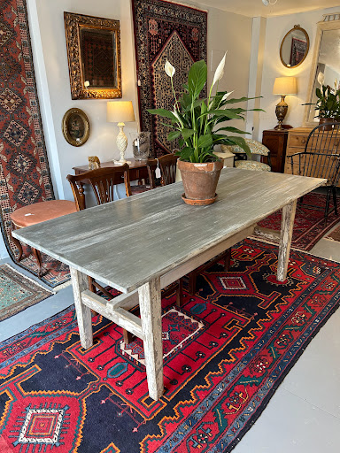 Tryon Antiques - Visual