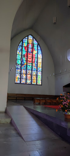 Kath. Kirche St. Konrad und Elisabeth