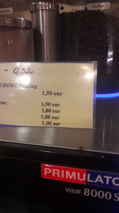 Photos of Astri Buffet O&Uuml;