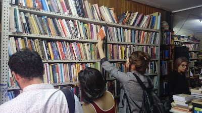 Photos of Libros LUNA