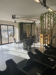 Photo n°16 de Kath s’en mêle à Bas-en-Basset (Salon de coiffure)