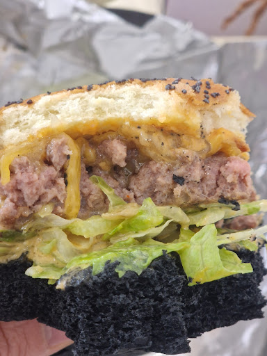 Photo 1 - Black & White Burger Bezons