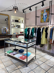 Photo n°3 de Maison Grace à Sens (Magasin de vêtements)