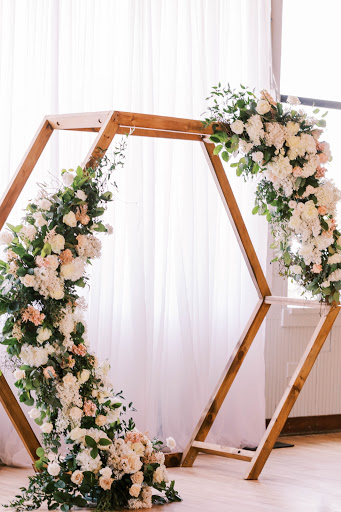 eve floral and decor - Thumbnail