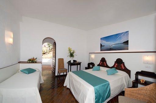 Hotel Cala di Mola - Thumbnail
