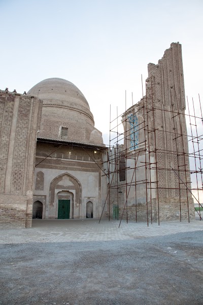 Photos of Baba Loghman Tomb