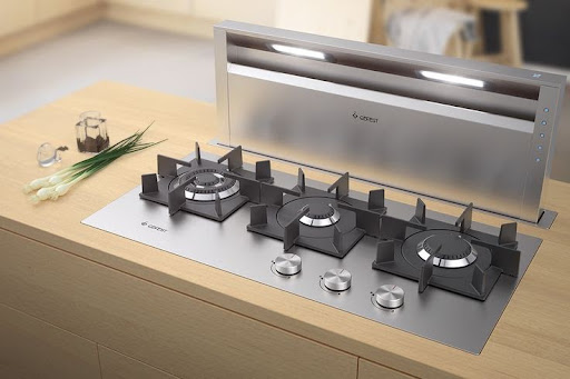 Most Indian kitchens use portable stoves with an LPG or piped gas connection. But, there’s anothe… post image