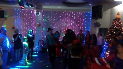 Photos of Magellan Kafe Ichutp Faiv Stars