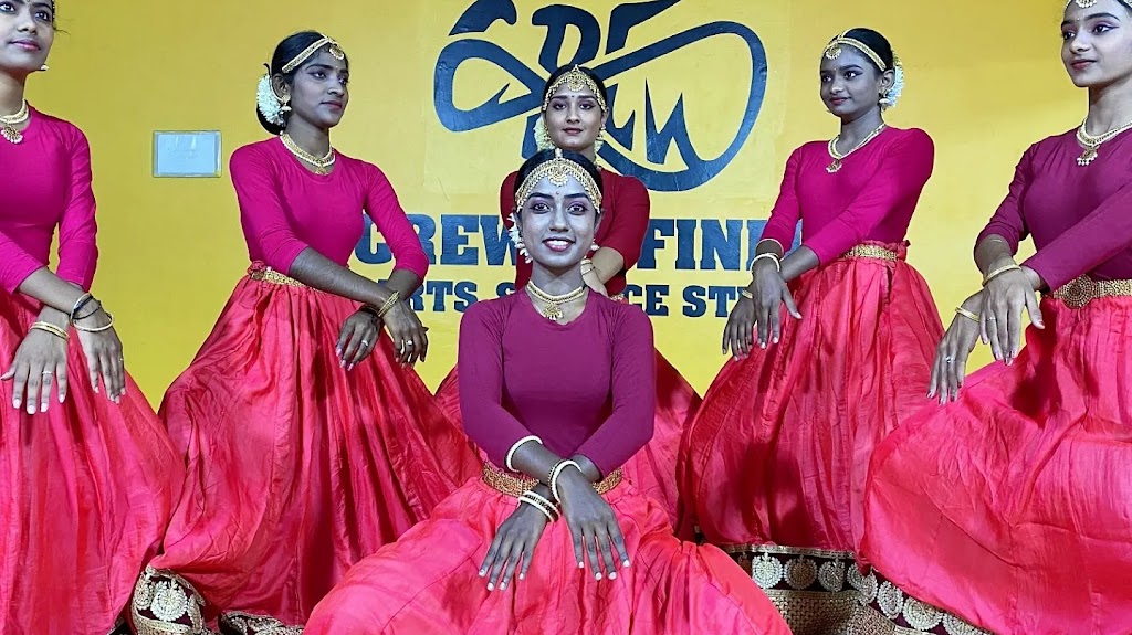 Crew Infinity Dance Studio