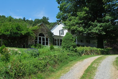 Photos of Fincastle Vineyard & Winery