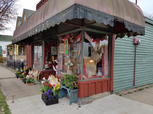 Decker's Flowers - United States