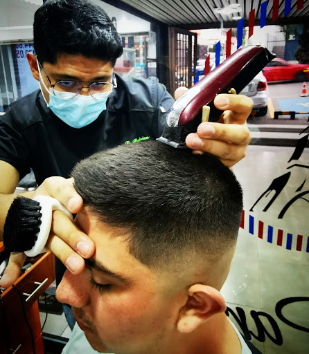 Le Parisien Barber Shop Satélite