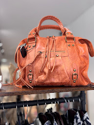 Photo n°20 de GRAIN DE SABLE - CONCEPT STORE à Lyon (Magasin de chaussures)