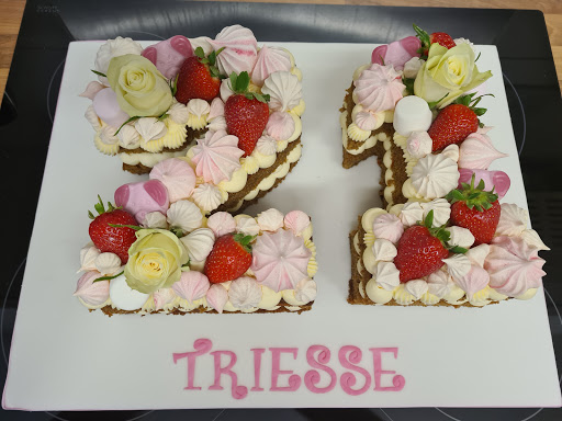 Gail's Cake's & Desserts