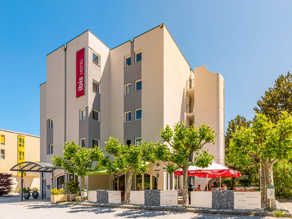 Hotel ibis Sion Est