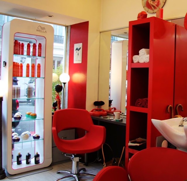 Inimitable Coiffure