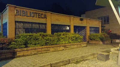 Photos of Santa Elena library