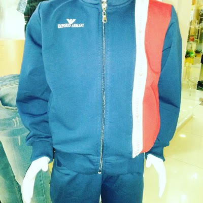 Photos of Leon Children's clothing