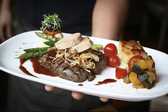 P'tit Plateau / little plateau by null