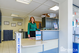 Photo n°5 de FONCIA | Agence Immobilière | Location Vacances-Syndic | Gruissan | Bd. du Pech Maynaud à Gruissan (Agence de location de maisons de vacances)