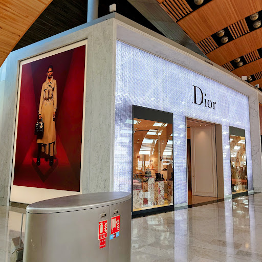 DIOR Roissy T2E Hall L - Thumbnail