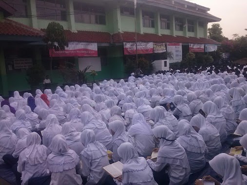 SMP Negeri 257, Author: zaenal hayat