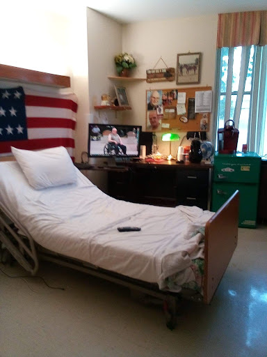 Tolstoy Foundation Rehabilitation & Nursing Center - Thumbnail