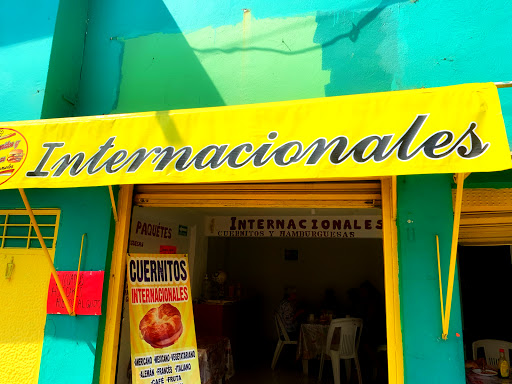 Cuernitos y Hamburguesas Internacionales - Thumbnail