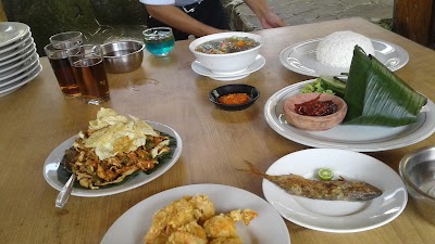 Photos of Cingcin Permata Indah